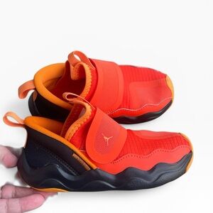Jordan 23/7 in “Dunk on Mars,” DQ9294-800, US 9C, EUC